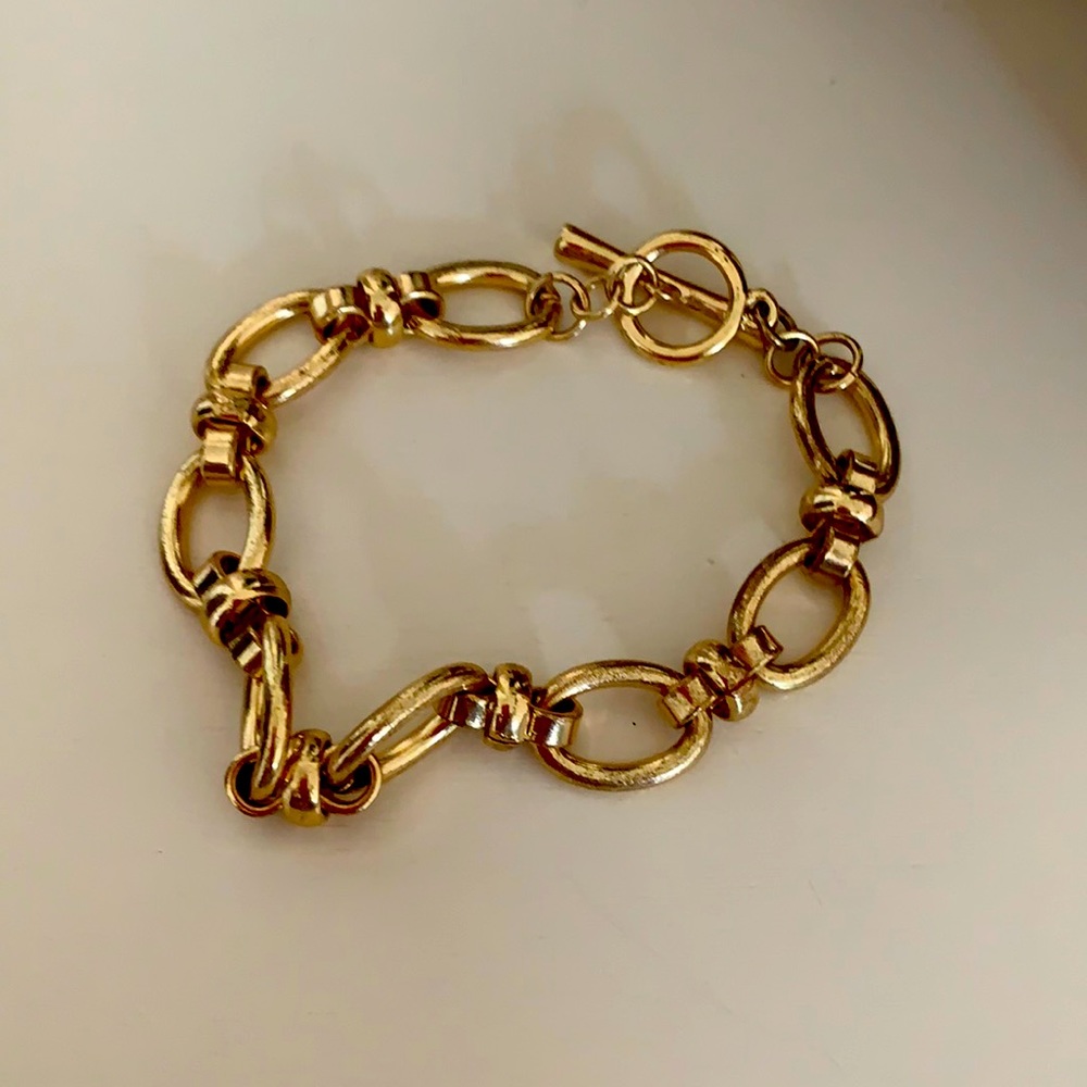 A bracelet